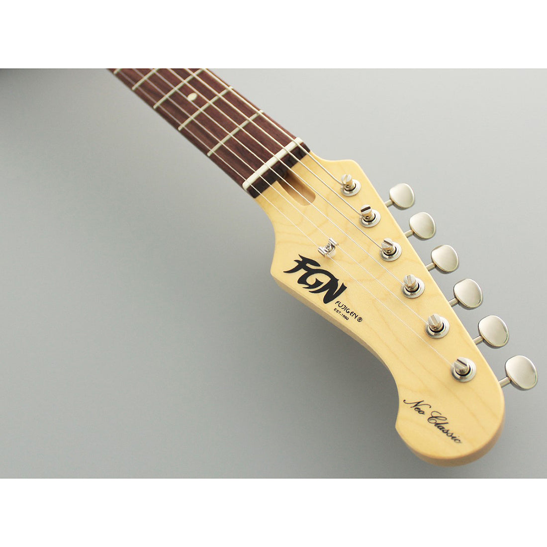 FGN NST100RAL/VWH Neo Classic ST Vintage White Electric Guitar Including Gig Bag