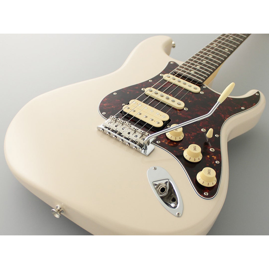 FGN NST110RAL/VWH Neo Classic ST Vintage White Electric Guitar Including Gig Bag